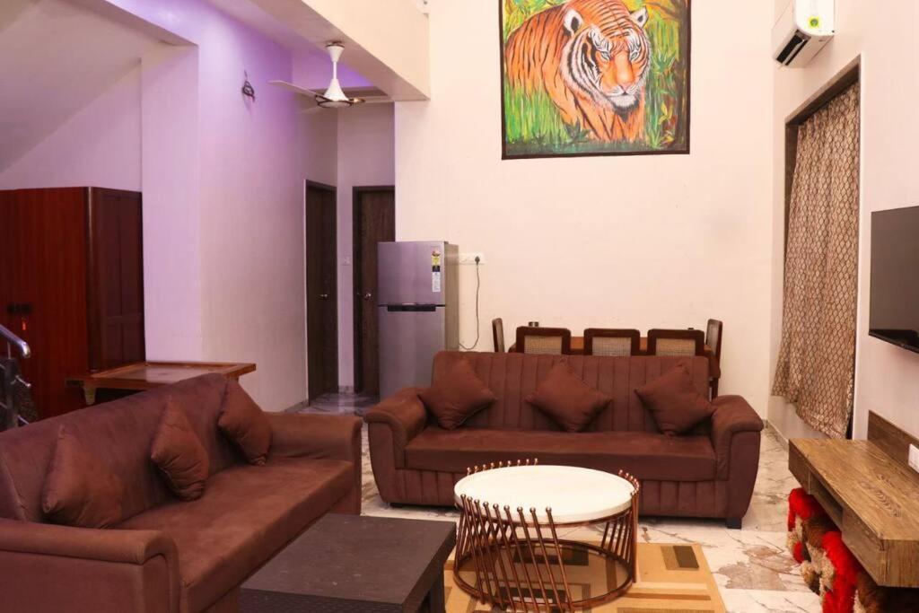 Вилла Gk Beach House 5Bhk Pvt Pool Мумбаи Экстерьер фото